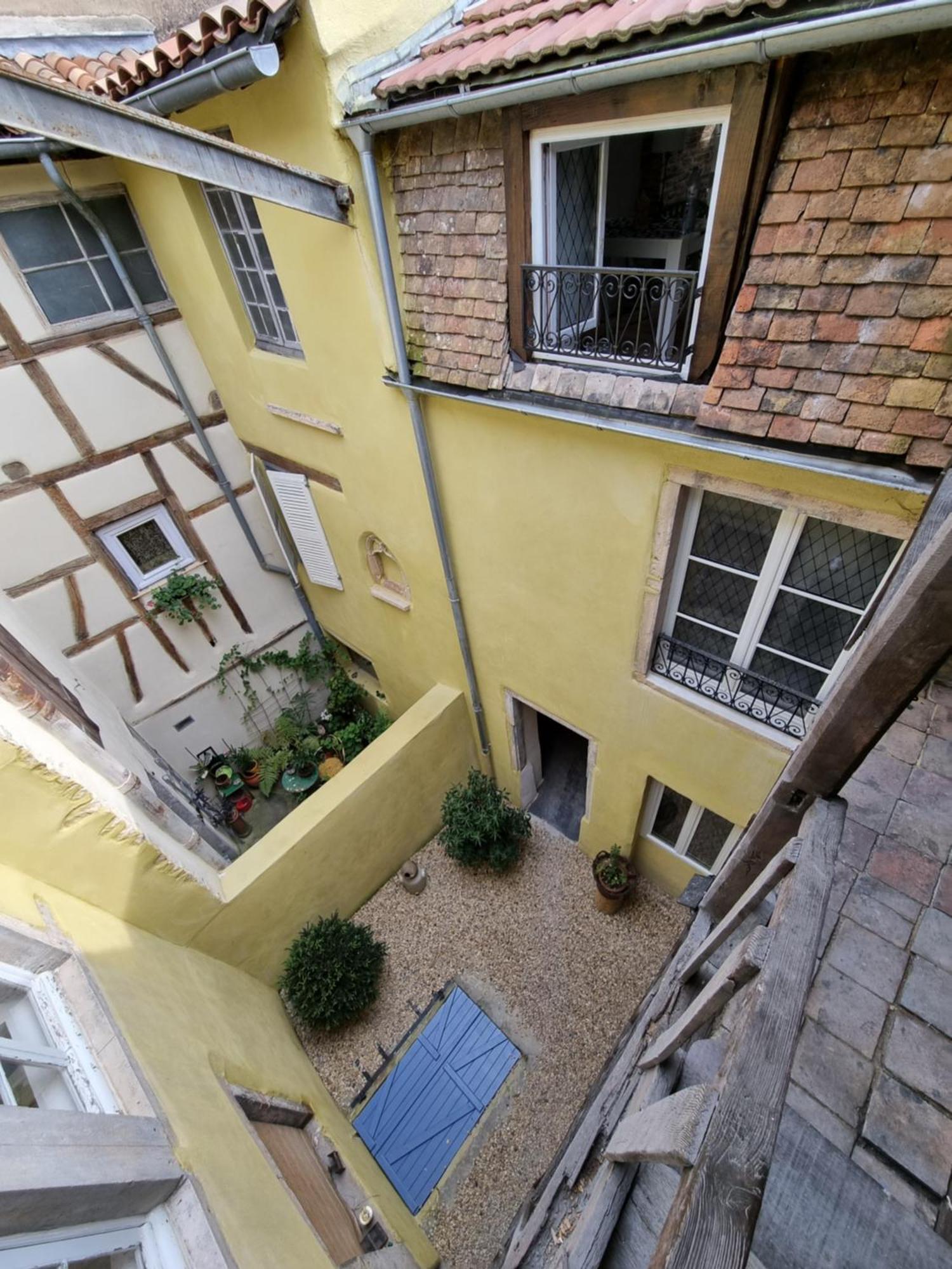 Hotel Fenetre Sur Cour Du Docteur Privey - Secure Park Bike - Voie Bleue Tournus Exteriér fotografie